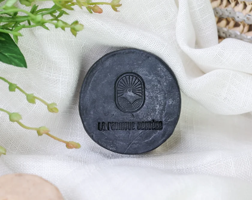 Savon au charbon actif - Image 3